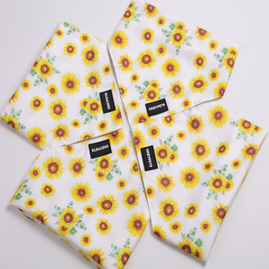 משולש כותנה מותאם אישית מחמד אדום כלב אדום בנדנה נמוך mq עיצובים משלך סגנון מתוק עבור החורף באביב - Product Image 3