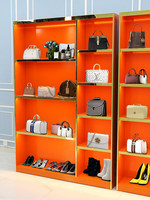 Vitrine de présentation Aima Orange pour sacs à main, présentoir de luxe léger pour chaussures et bagages, idéal pour les diffusions en direct
