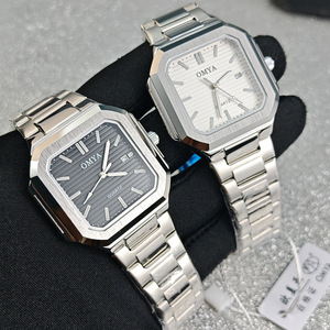 Orologio di Lusso da <span class=keywords><strong>Uomo</strong></span> Personalizzato OEM, Design Classico Quadrato, Cinturino in <span class=keywords><strong>Acciaio</strong></span>, Movimento al Quarzo - Product Image 3