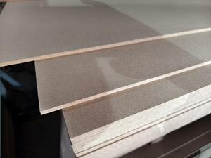 Pannello <span class=keywords><strong>MDF</strong></span> Sottile 3mm 6mm 12mm 1220x2440mm (4x8ft) Base in Legno per Laminazione Melaminica e <span class=keywords><strong>Pannelli</strong></span> di Supporto per Mobili - Product Image 5