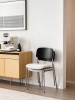 Chaise de salle à manger en acier inoxydable avec dossier en bois massif, design élégant, sans accoudoirs, avec coussin moelleux, idéale pour la maison, le bureau ou l'appartement – Vente en gros usine