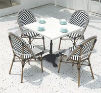 Table à manger carrée moderne en marbre avec pieds en fer, résistante à l'eau, durable, pour salle à manger, cour extérieure, hôtel, parc, bistro