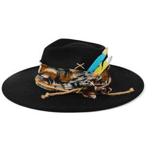 <span class=keywords><strong>Chapeau</strong></span> formel unisexe en polyester avec plume <span class=keywords><strong>et</strong></span> décoration en tissu coloré, parfait <span class=keywords><strong>pour</strong></span> les mariages, les fêtes <span class=keywords><strong>et</strong></span> les événements cérémoniels - Product Image 3