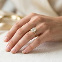 Bague de fiançailles en diamant de laboratoire taille coussin allongée 0.5CT 1CT 2CT 3CT IGI VVS CVD Or 14K 18K 4 griffes pavé personnalisée vente en gros