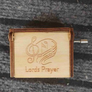 Caja de Música de Madera con Manivela, Diseño Religioso, Regalo Promocional, Stock de Fábrica - Product Image 4