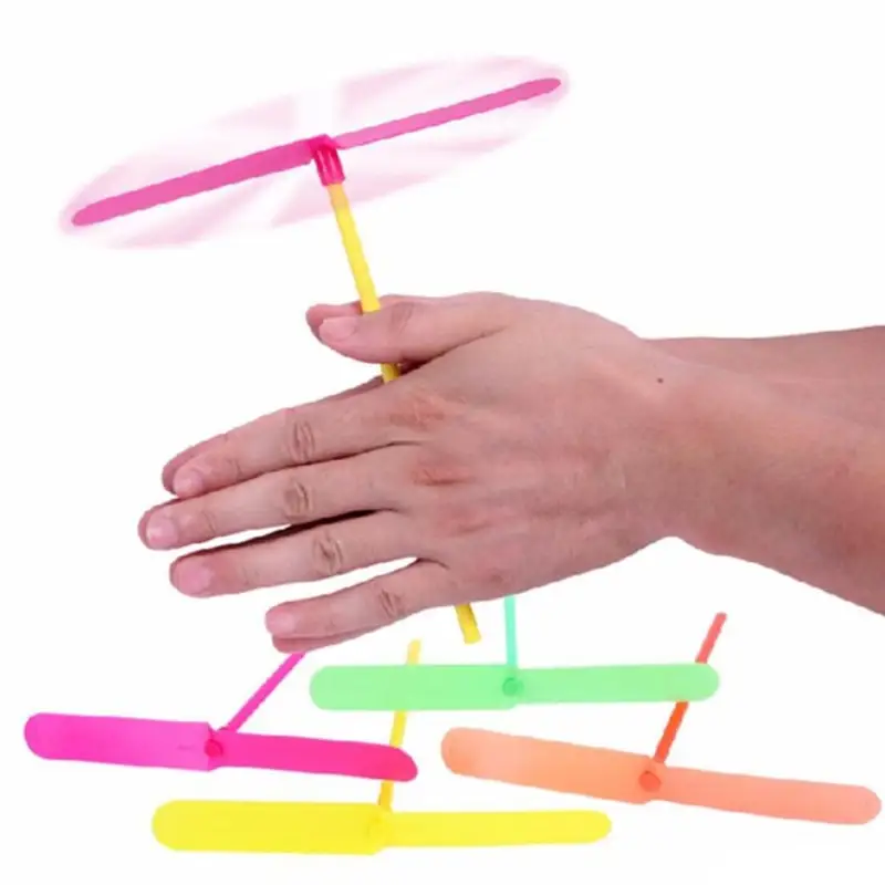 Novità plastica bambù libellula elica bambino bambini giocattolo all'aperto tradizione classici giocattoli nostalgici frecce volanti