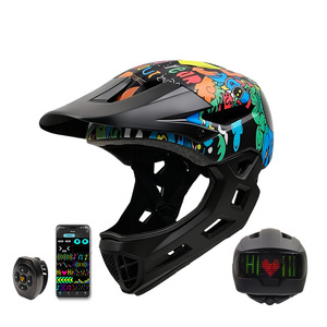 新型フルフェイスバイクヘルメット子供用カスタムコンテンツ自転車ヘルメットLEDディスプレイライトCEロードバイクサイクリングヘルメットフルフェイス - Product Image 2