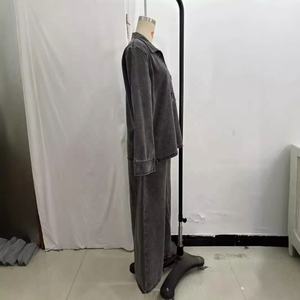 精品批发2025夏季法式时尚水洗蓝色牛仔衬衫休闲裤女套装 - Product Image 3