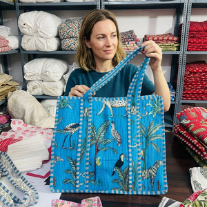 Sac fourre-tout indien en coton matelassé fait main, imprimé en blocs, mode féminine, réversible, grand sac de shopping - Product Image 4