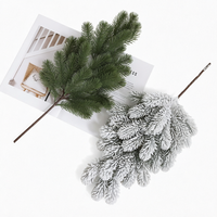 Ranting Pinus Buatan dari Poliuretan, Daun Pinus Tiruan, Gaya Modern, Untuk Penggunaan Luar Ruangan, Pernikahan, Pohon Natal Besar Siap Pakai