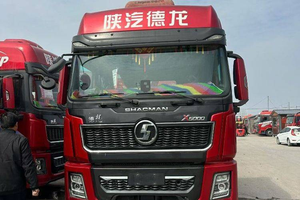 Nuevo Camión Tractor Shacman X3000 6x4 de Servicio Pesado a Bajo Precio para Transporte Minero con Cámara Trasera de 360° - Product Image 4