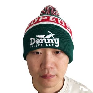 Chapeau d'hiver à <span class=keywords><strong>pompon</strong></span> avec logo brodé en plein air Nouveau design Logo en jacquard Acrylique Chapeaux en tricot personnalisés pour hommes avec <span class=keywords><strong>pompon</strong></span> - Product Image 3