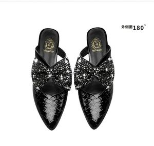 Chaussures d'été YZ 2026 à talon épais et bout fermé pour <span class=keywords><strong>femme</strong></span>, mules à talon haut pour mamans d'âge moyen et âgées - Product Image 2