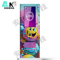 Boîte aveugle Stand gratuit Pok Mon Card Distributeurs automatiques de cartes à collectionner avec lecteur de carte à écran tactile de 32 pouces pour bar