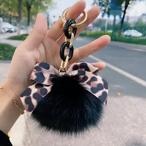 Nuovo colorato pelliccia di volpe Pom Pom portachiavi ciondolo donna borsa auto ciondolo accessorio leopardo soffice palla di pelo peluche bolla portachiavi