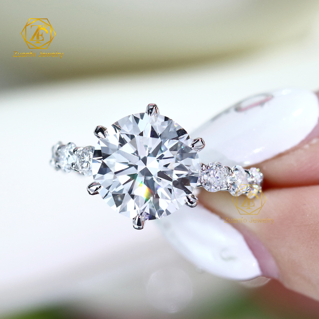 High-End Customized Jewelry 18K Round Brilliant Cut IGI Lab Grown Diamond Ring Wedding Diamond Engagement Ring