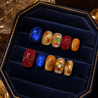 Ongles à presser; Faux ongles; Capsules d'ongles; Ongles artificiels; Ongles courts ovales; Ongles holographiques; Ongles à paillettes; Ongles à feuille d'or