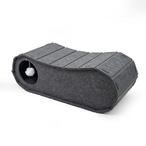 Kleine Haustiere und Hunde Komfortable quadratische Filz Katzen tunnel bett Indoor <span class=keywords><strong>Cat</strong></span> Cave mit Scratch ers Surface <span class=keywords><strong>Pet</strong></span> Betten - Product Image 1