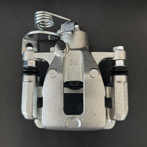 Étriers <span class=keywords><strong>de</strong></span> <span class=keywords><strong>frein</strong></span> automatique à prix bon marché HF avec outil d'étrier pour Hyundai ACCENT IV berline 58310-1RA30 58311-1RA30 accessoires <span class=keywords><strong>de</strong></span> pièces automobiles - Product Image 2