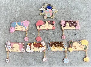 Çin Üreticisi OEM Karikatür Sert Mineli Rozet Gül Altın Metal Yaka Mineli Rozeti - Product Image 6