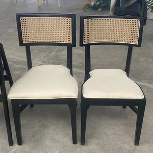 Silla <span class=keywords><strong>de</strong></span> <span class=keywords><strong>alquiler</strong></span> <span class=keywords><strong>de</strong></span> eventos <span class=keywords><strong>de</strong></span> boda <span class=keywords><strong>de</strong></span> madera apilable <span class=keywords><strong>con</strong></span> respaldo cuadrado <span class=keywords><strong>de</strong></span> mimbre <span class=keywords><strong>de</strong></span> caña <span class=keywords><strong>de</strong></span> fábrica - Product Image 1