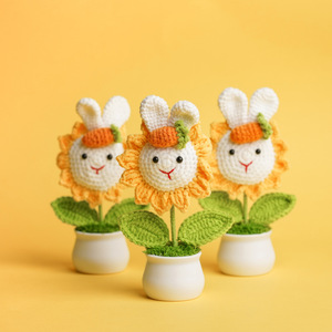 Plante en pot tricotée en forme de tournesol et de lapin, 18 cm, cadeau fait main pour la fête des mères et la fête des enseignants - Product Image 1