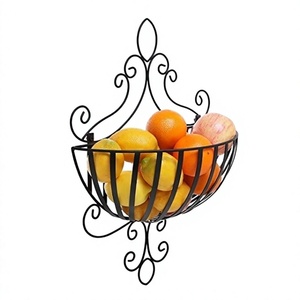 Panier mural suspendu sur mesure, de qualité supérieure, en fil de fer, pour fruits et légumes, fabriqué en Inde - Product Image 1