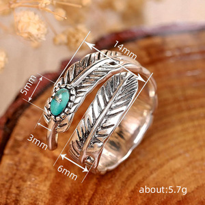 Anello di fidanzamento classico regolabile con piuma e diamante coltivato in laboratorio per donna, stile distressed, gioielli di moda in ottone - Product Image 4