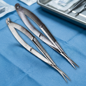 ASAP Tijeras de Precisión Castroviejo para Cutículas, con Punta Fina Curvada, para Mano Derecha, de Acero Inoxidable para Manicura - Product Image 3