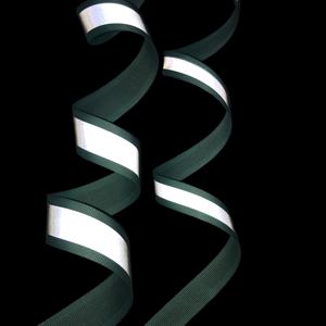 Fabbrica personalizzato nastro riflettente di calore colorato 3cm fettuccia poliestere materiale riflettente abbigliamento da notte per gilet di sicurezza stradale - Product Image 6