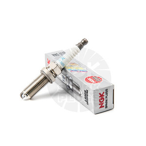 阿里巴巴验证NGK火花塞96372批发供应商OEM 224014902R 0242140539 OE225 93026 97801 SILKAR8C6DS - Product Image 5