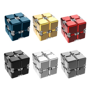 Cube puzzle en métal pour adultes et enfants, jouet de décompression exquis et durable, jouet magique à l'infini, Fidget jouet de bureau, nouveauté - Product Image 2