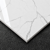 Carreaux de sol en porcelaine blanche polie brillante 60x60 pour intérieur de maison de luxe léger