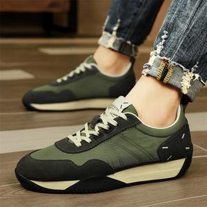 حذاء رياضي عصري عصري من أربعة مواسم جديد مريح من الأسفل يسمح بمرور الهواء حذاء كاجوال فورست غامب - Product Image 4