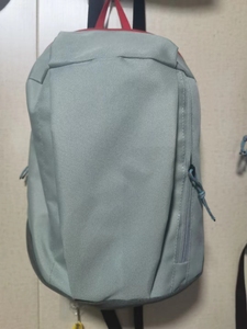 <span class=keywords><strong>Sac</strong></span> à dos de randonnée léger / <span class=keywords><strong>Sac</strong></span> à dos multi-usages résistant à l'eau pour femmes et hommes, tissu Oxford pour voyage et camping, vert brume - Product Image 3
