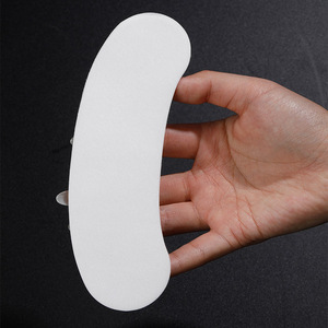 Parche de Hidrogel para Cuello 35g, Mascarilla Hidratante para el Cuidado del Cuello, Forma de Media Luna - Product Image 2