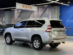 FAW 2016 pour Prado SUV 2.7L Turbo Automatique Luxe 2TR-FE 163PS NA 6AT 4x4 Permanent Blocage Différentiel Central 7 Places Cuir Électrique - Product Image 4