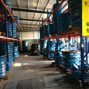 Tuyau <span class=keywords><strong>en</strong></span> caoutchouc hydraulique direct du fabricant 6000 + <span class=keywords><strong>PSI</strong></span> spiralé par un fil d'acier à 6 couches, 3/8 pouces 1 pouce R15 pour l'industrie chimique - Product Image 5