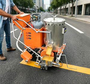 Máquina Termoplástica Manual para Demarcación Vial, Pintora <span class=keywords><strong>de</strong></span> Líneas <span class=keywords><strong>de</strong></span> Carretera por Fusión <span class=keywords><strong>en</strong></span> Caliente para Construcción <span class=keywords><strong>de</strong></span> Asfalto y Pavimento - Product Image 1
