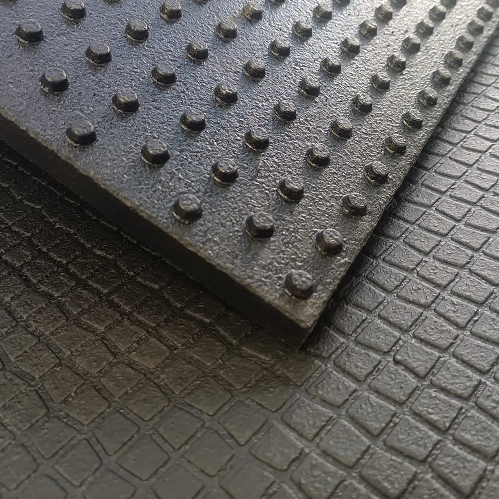 DLG test 25mm thick black cow horse anti slip stable rubber mats with 15 years service life