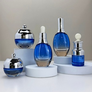 บรรจุภัณฑ์ผลิตภัณฑ์บำรุงผิวหรูหรา ขวดหยดแบบกำหนดเอง ขวดใสหนา 30 มล. 50 มล. ขวดเปล่าสำหรับน้ำมันหอมระเหย ขวดน้ำมันใส่ผม - Product Image 3