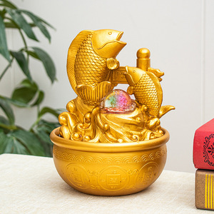 Fontaine décorative de bureau en forme de crapaud doré avec lumière et fonction humidificateur pour le bureau ou la décoration d'étude - Product Image 2