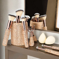 Ensemble de pinceaux de maquillage de luxe de haute qualité, outils de personnalisation en gros, strass en diamant, mousse, pinceau de maquillage professionnel