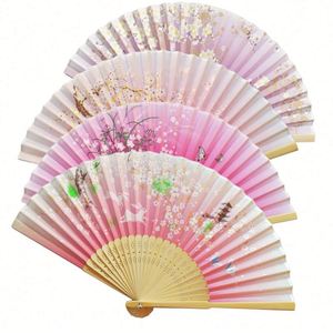Abanico Plegable Japonés de Seda, Marco de Bambú Ecológico con Patrones Huecos Tallados, Wenshan, Manualidades DIY para Fiestas, Pintado con Motivos de Amor - Product Image 1
