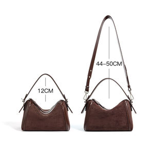 Sac Boston RZCK 2025 Nouvelle Collection en Cuir Véritable avec Bandoulière, Design Original et Texture Simple, Doublure Hiver en Polyester - Product Image 4