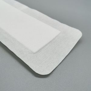 2025 penjualan terbaik PU steril perban luka bukan tenunan berpakaian dengan ukuran yang berbeda - Product Image 5