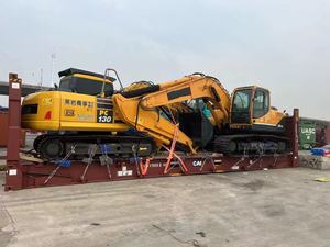 Excavatrice sur chenilles d'<span class=keywords><strong>occasion</strong></span> Komatsu PC450LC-8 de 45 tonnes avec patins de 600 mm, stabilité améliorée, capacité de levage élevée - Product Image 5