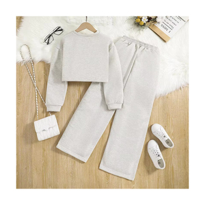 Fabricant de vêtements 8 9 10 <span class=keywords><strong>12</strong></span> <span class=keywords><strong>ans</strong></span> Vente en gros Ensembles de vêtements pour petites filles à manches longues Haut court Pull à capuche - Product Image 1