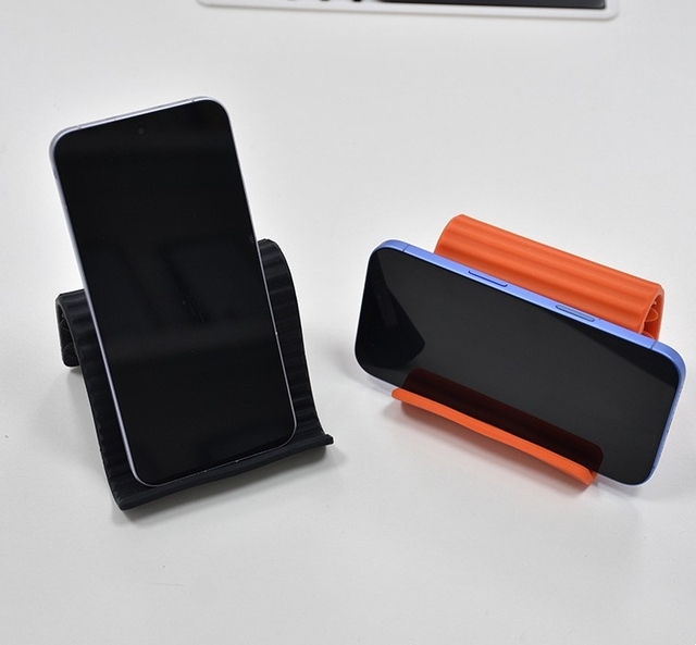 Bendable Rollable Foldable Adjustable New Portable Foldable Flexible Silicone Phone Stand Flexible Foldable Phone Holder
