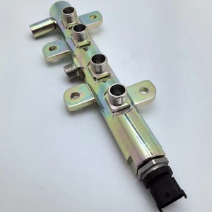 Pièces de machines de construction : injecteurs de carburant à rampe commune pour moteur 4D107, cathéter 3977727 - Product Image 1